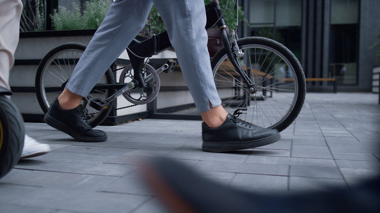 Segui i tuoi piedi: supporta le tue passeggiate dal tallone alla punta dei piedi