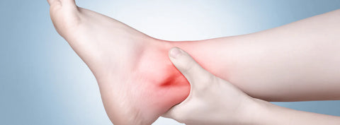 Caviglie doloranti e mal di talloni: cause e rimedi