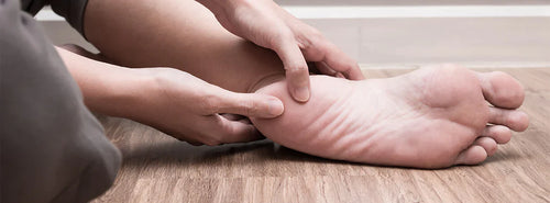 Tallonite e dolore al tallone: cause, rimedi e come riconoscerla